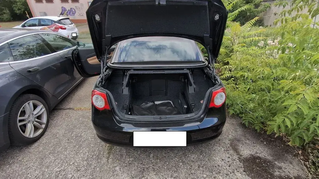 Gebraucht VW Eos Individual 140 PS (102 kW) 2008 Schwarz Cabrio