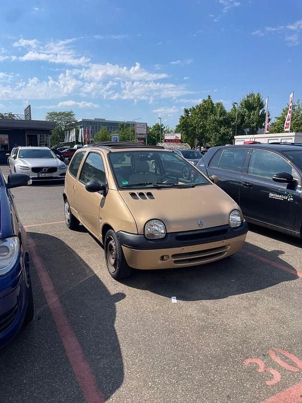 Gold Gebraucht 2003 Renault Twingo Kleinwagen | 1.550 € (Fairer Preis) - Bild 1/4