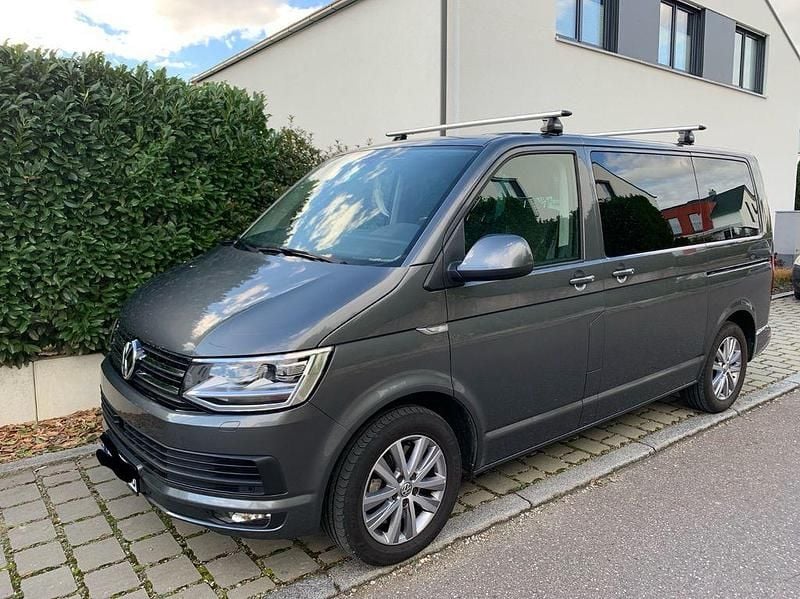 Gebraucht VW Multivan Business 204 PS (150 kW) 2017 Grau Van