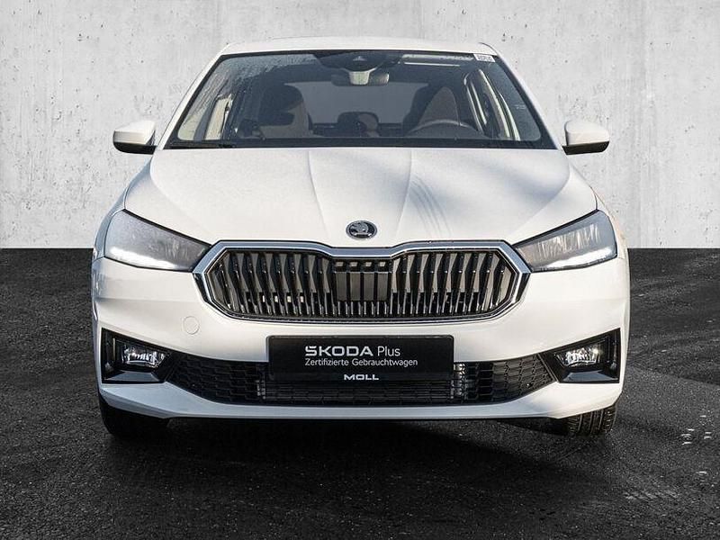 Neu Skoda Fabia Selection 116 PS (85 kW) 2025 Moonweiß perleffekt Limousine