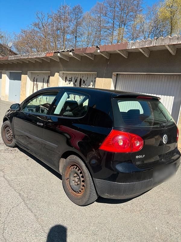 Gebraucht VW Golf V 75 PS (55 kW) 2004 Schwarz Kleinwagen