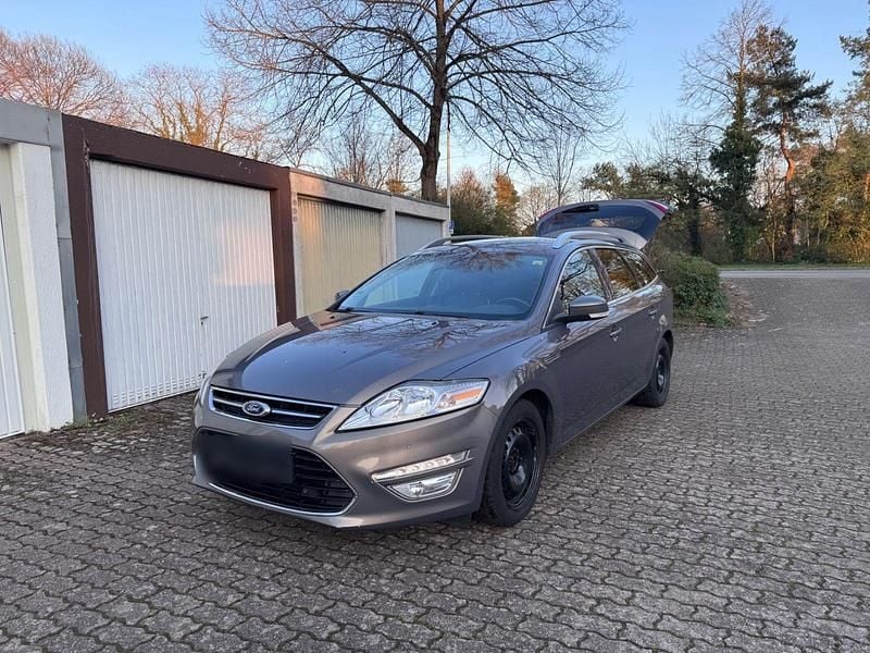 Gebraucht Ford Mondeo Titanium 163 PS (119 kW) 2012 Braun Kombi