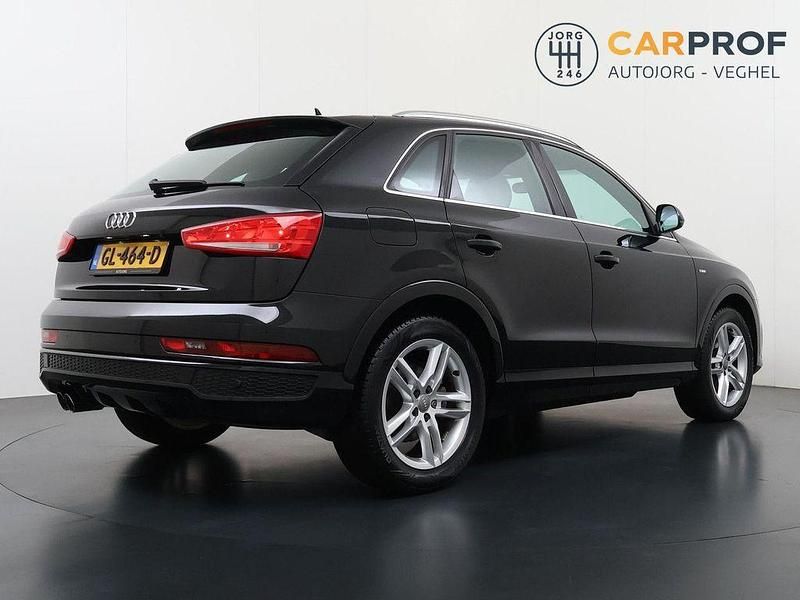 Gebraucht Audi Q3 S-Line 150 PS (110 kW) 2015 Schwarz SUV
