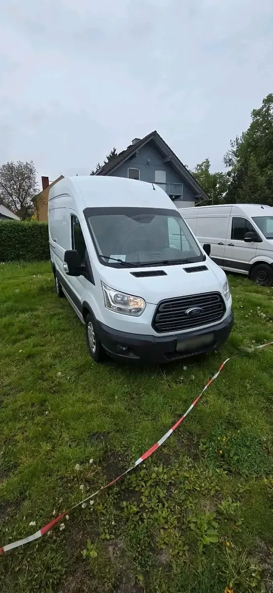 Gebraucht Ford Transit 131 PS (96 kW) 2020 Weiß Limousine