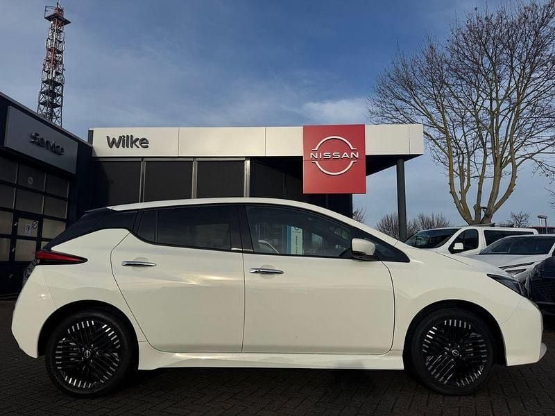 Gebraucht Nissan Leaf 360º 110 kW (150 PS) 2022 Weiß Kleinwagen