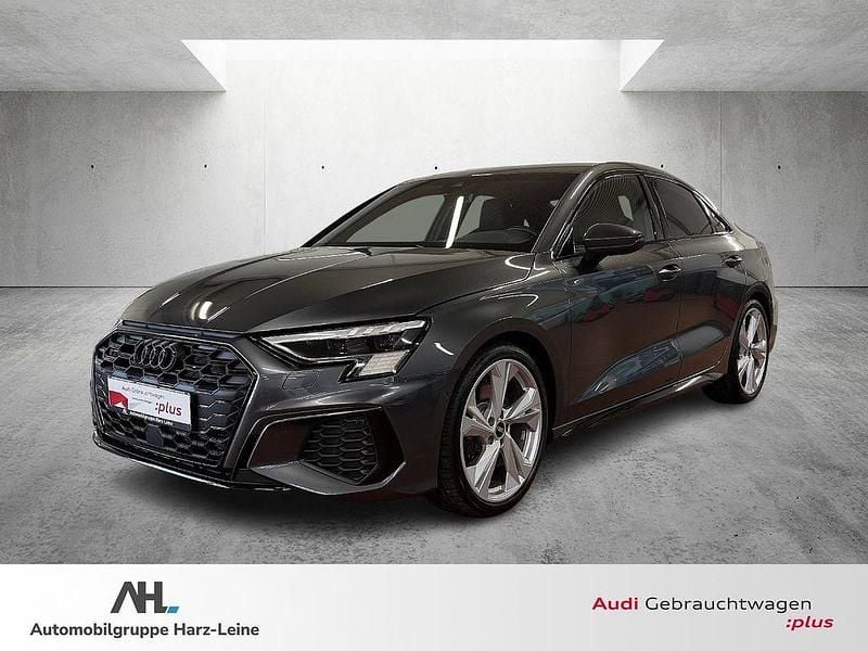 Grau Gebraucht 2024 Audi S3 Comfort Limousine | 39.760 € (Guter Preis) - Bild 1/4
