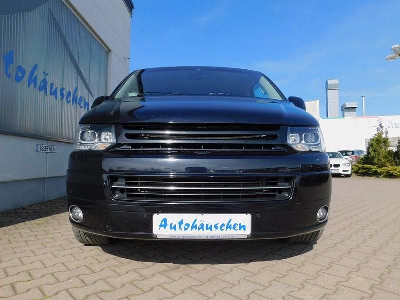 Second-hand VW Multivan Highline 271 CP (199 kW) 2013 Negru Monovolum