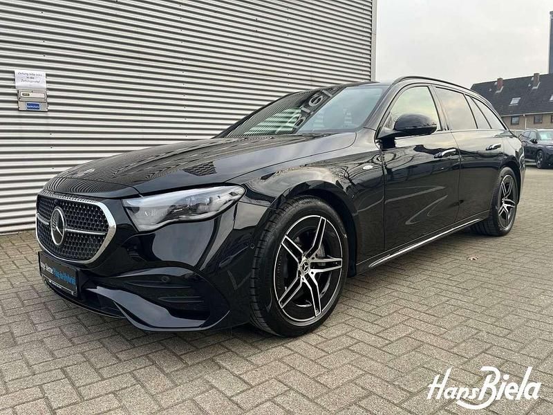 Gebraucht Mercedes E300 AMG 313 PS (230 kW) 2025 Lack obsidianschwarz Kombi