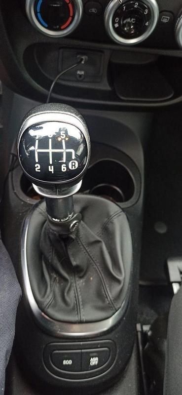 Gebraucht Fiat 500L Easy 105 PS (77 kW) 2014 Schwarz Van / Kleinbus