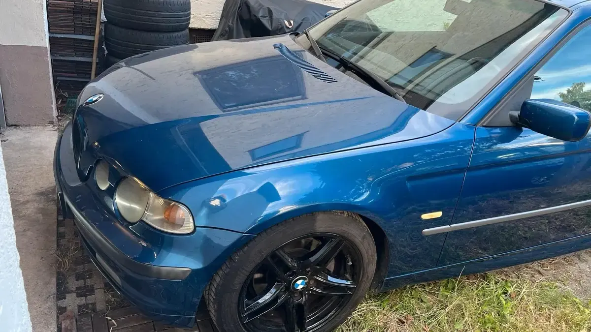 Gebraucht BMW 325 192 PS (141 kW) 2001 Blau Coupé