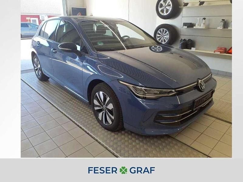 Anemonenblau metallic Gebraucht 2024 VW Golf VIII Goal Limousine | 29.740 € (Guter Preis) - Bild 1/4