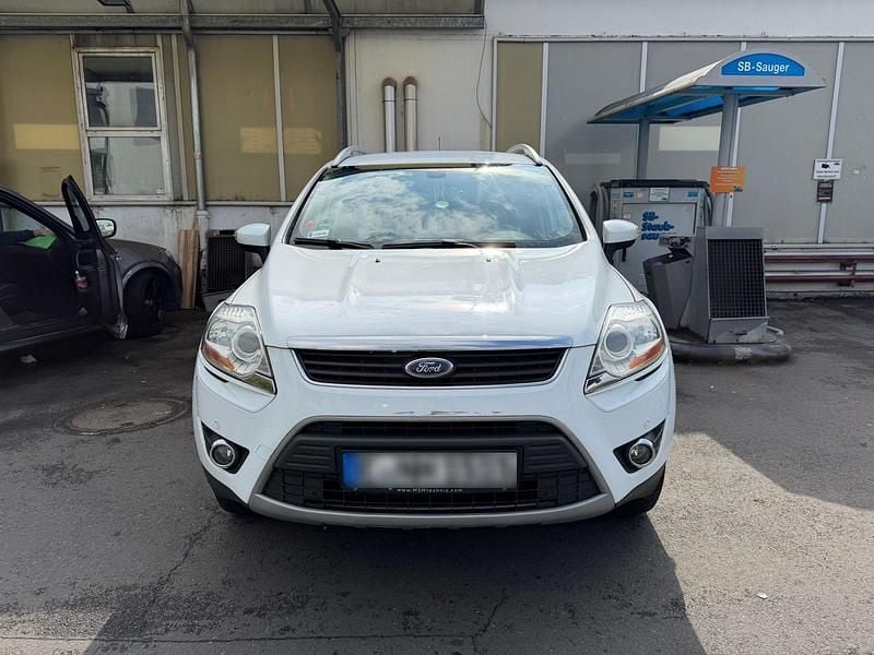 Gebraucht Ford Kuga 160 PS (117 kW) 2012 Weiß SUV