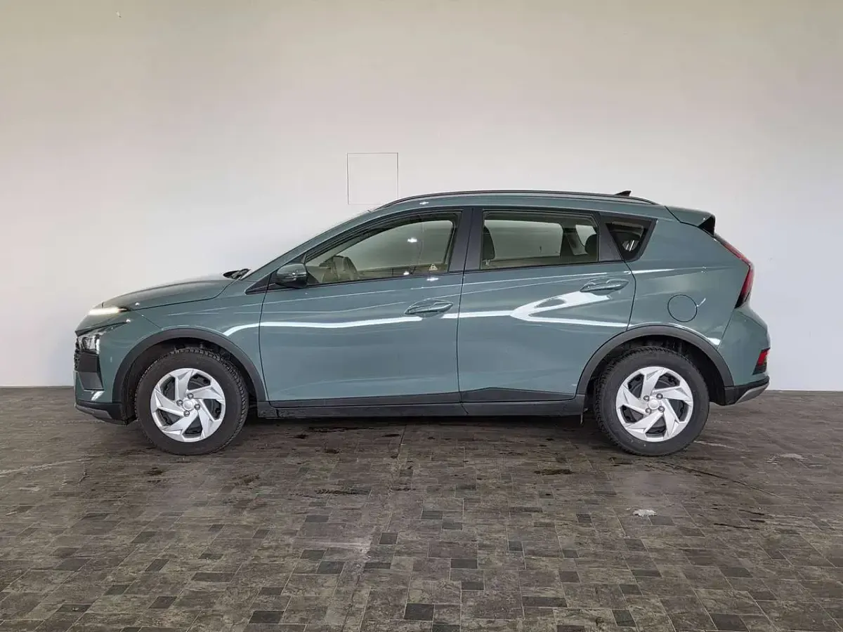 Gebraucht Hyundai Bayon Select 101 PS (74 kW) 2025 Grün SUV
