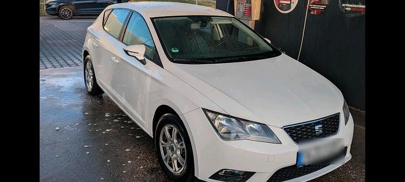 Gebraucht Seat Leon Style 110 PS (80 kW) 2016 Weiß Limousine