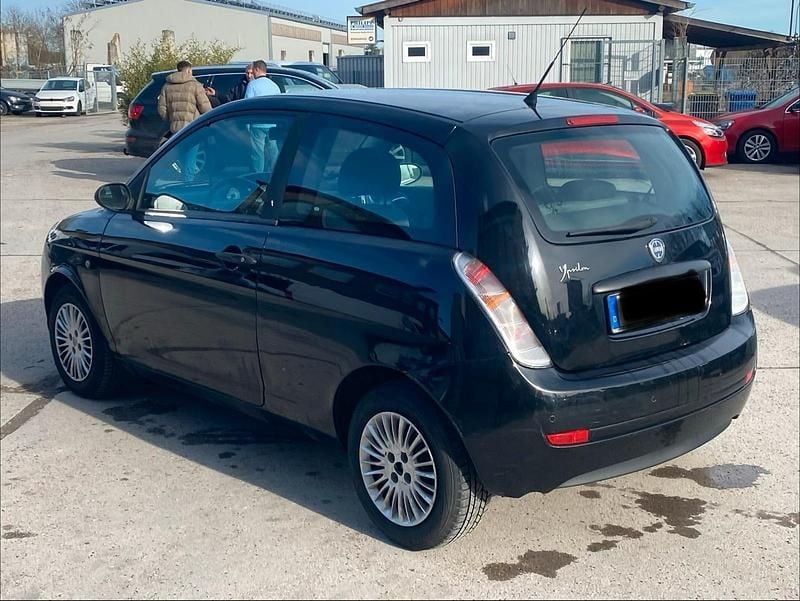 Gebraucht Lancia Ypsilon Platinum 77 PS (56 kW) 2009 Blau Kleinwagen