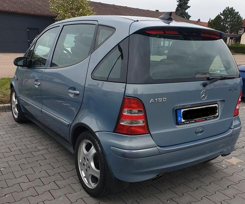 Gebraucht Mercedes A190 Elegance 125 PS (91 kW) 2003 Grau Van / Kleinbus