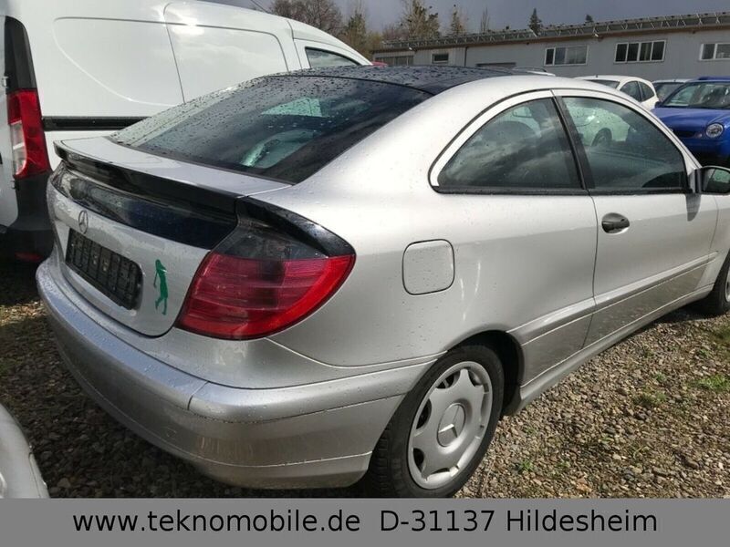 Gebraucht Mercedes CLC200 163 PS (119 kW) 2003 Silber Kleinwagen