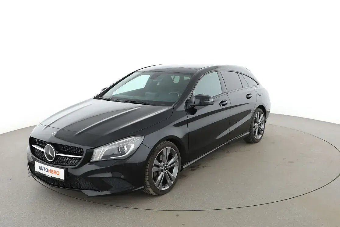 Brugt Mercedes CLA200 Shooting Brake Urban 136 HK (100 kW) 2015 Stationcar
