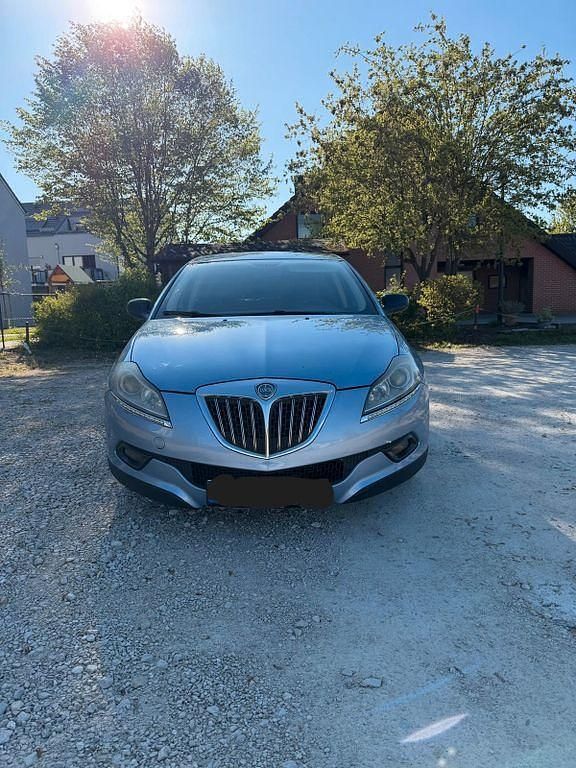 Gebraucht Lancia Delta 120 PS (88 kW) 2008 Blau Kleinwagen