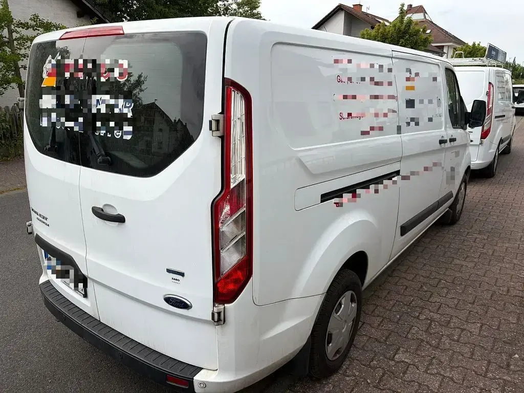 Second-hand Ford Transit Custom 131 CP (96 kW) 2018 Alb Monovolum