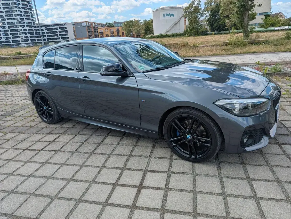 Gebraucht BMW 125 Shadowline 224 PS (164 kW) 2019 Grau Limousine