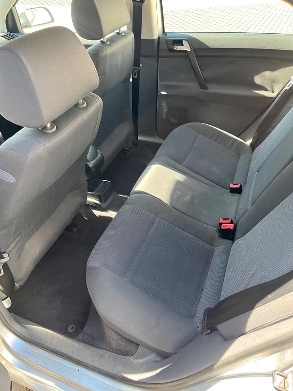 Gebraucht VW Polo 101 PS (74 kW) 2002 Silber Kleinwagen