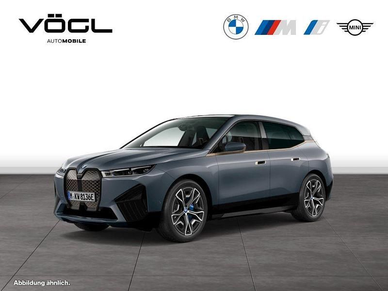 Grau Gebraucht 2021 BMW iX Sport Line SUV | 50.880 € (Fairer Preis) - Bild 1/4