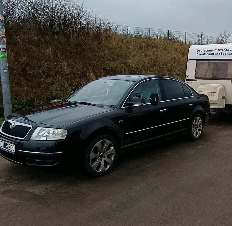 Schwarz Gebraucht 2007 Skoda Superb LAURIN & KLEMENT Limousine | 3.500 € - Bild 1/4