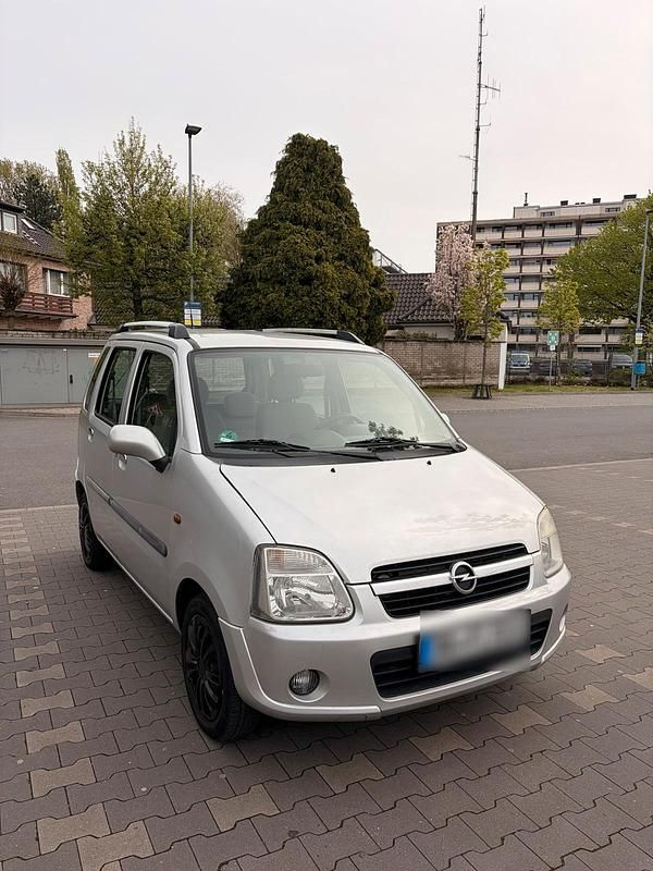 Gebraucht Opel Agila 60 PS (44 kW) 2006 Silber Van / Kleinbus