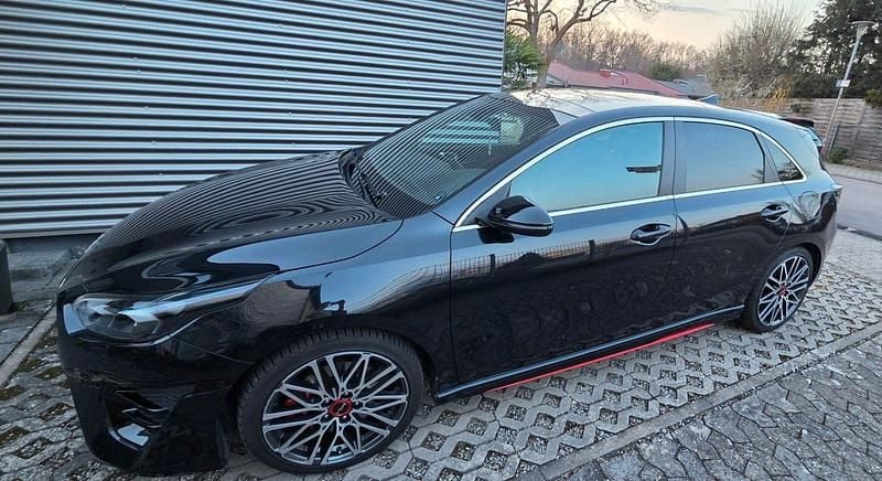 Gebraucht Kia Ceed GT GT 204 PS (150 kW) 2023 Schwarz Limousine