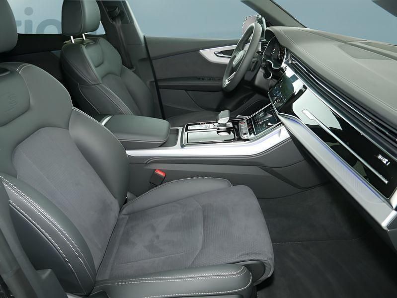 Gebraucht Audi SQ8 507 PS (372 kW) 2025 Grau SUV