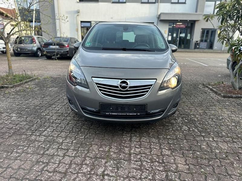 Gebraucht Opel Meriva Innovation 101 PS (74 kW) 2011 Grau Van / Kleinbus