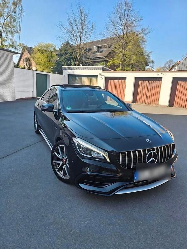 Schwarz Gebraucht 2018 Mercedes CLA45 AMG AMG Coupé | 22.999 € (Superpreis) - Bild 1/4