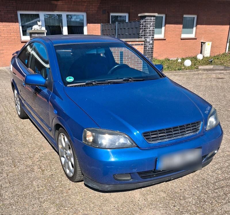 Second-hand Opel Astra 125 CP (91 kW) 2002 Albastru Coupe