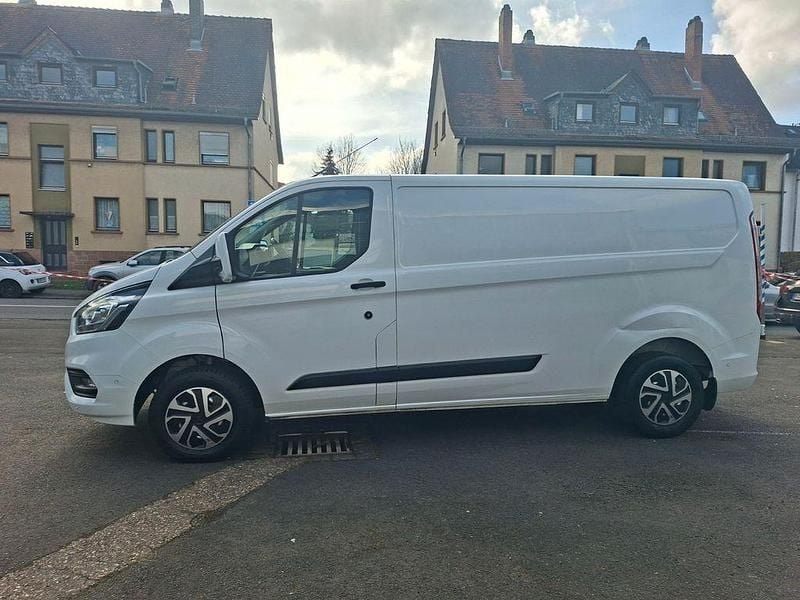 Gebraucht Ford Transit Custom Trend 105 PS (77 kW) 2022 Weiß Van / Kleinbus