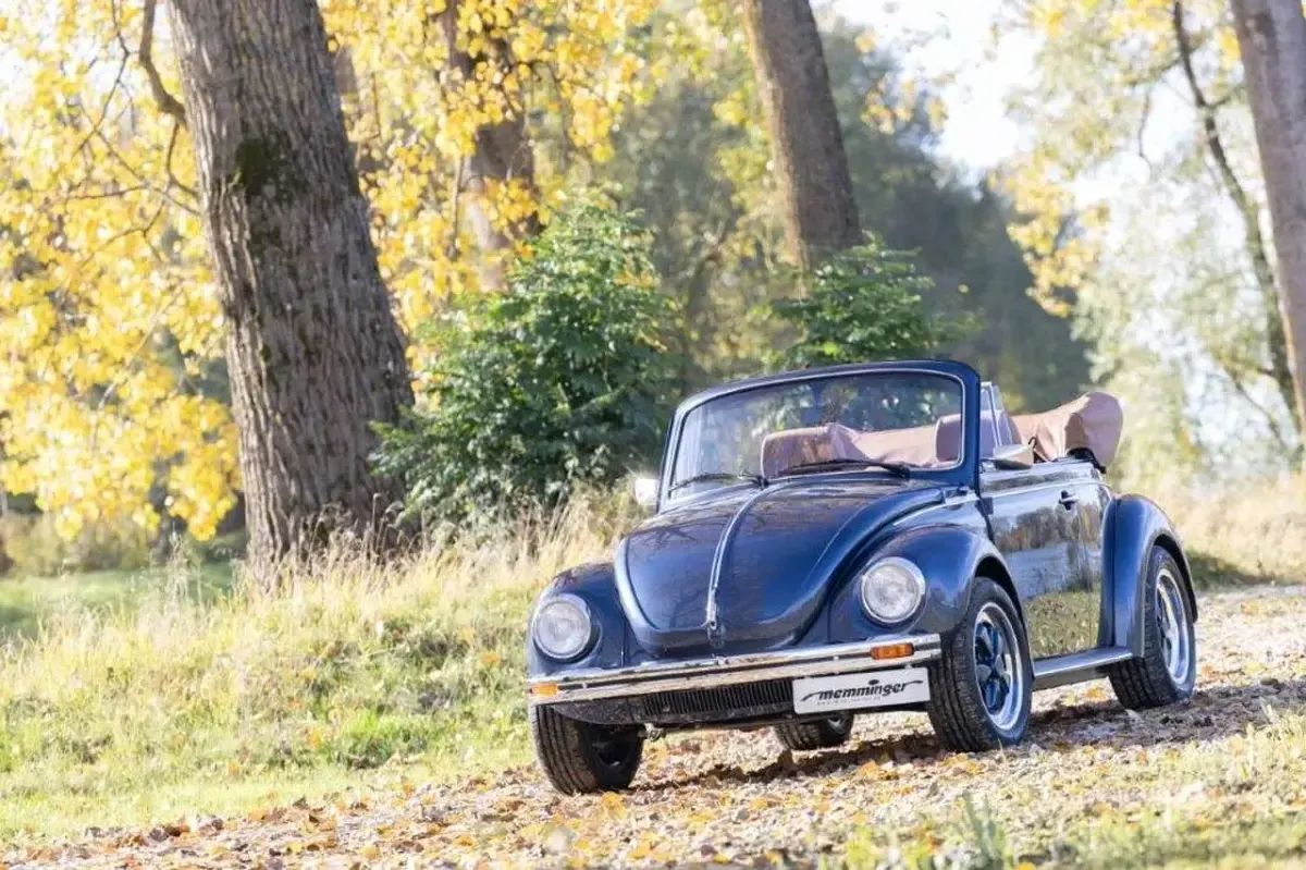 Gebraucht VW Käfer 99 PS (72 kW) 1980 Midnightblue metallic Cabrio