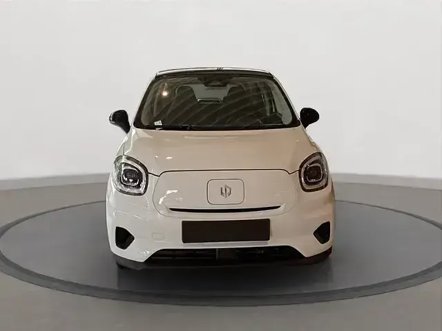 Neu Leapmotor T03 51 kW (70 PS) 2025 Weiß Kleinwagen