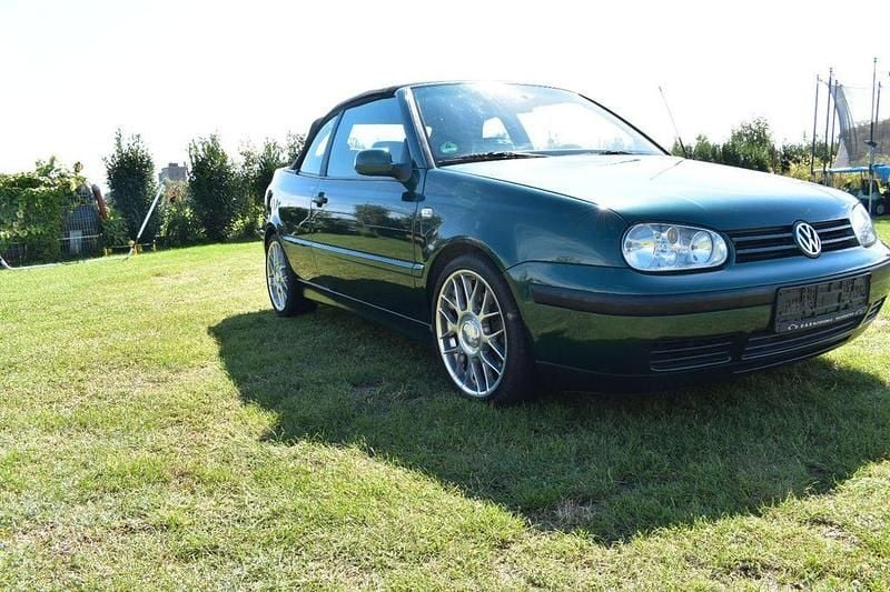 Grün Gebraucht 1998 VW Golf Cabriolet Cabrio | 6.800 € - Bild 1/4