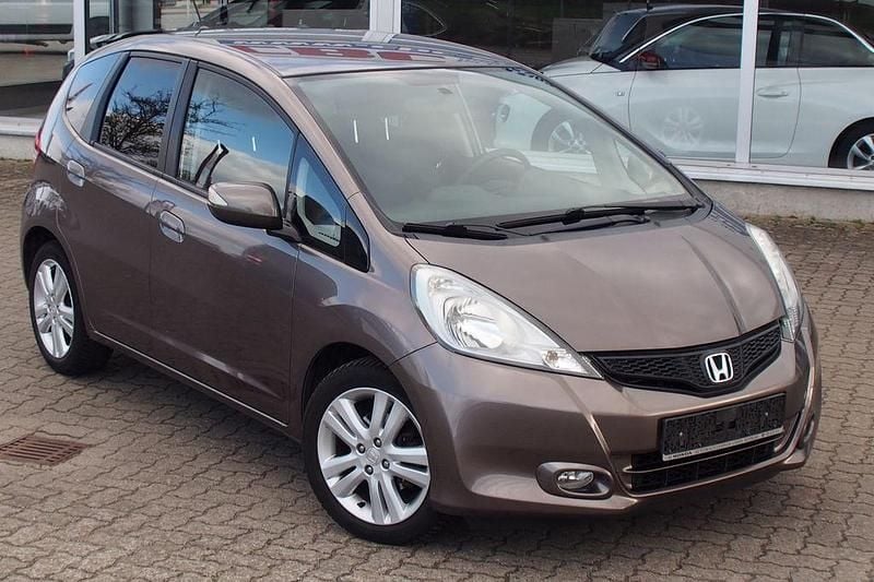 Gebraucht Honda Jazz Comfort Plus 99 PS (72 kW) 2014 Braun Kleinwagen