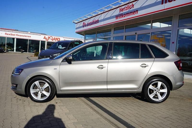 Gebraucht Skoda Rapid Clever 125 PS (91 kW) 2018 Beige Kleinwagen
