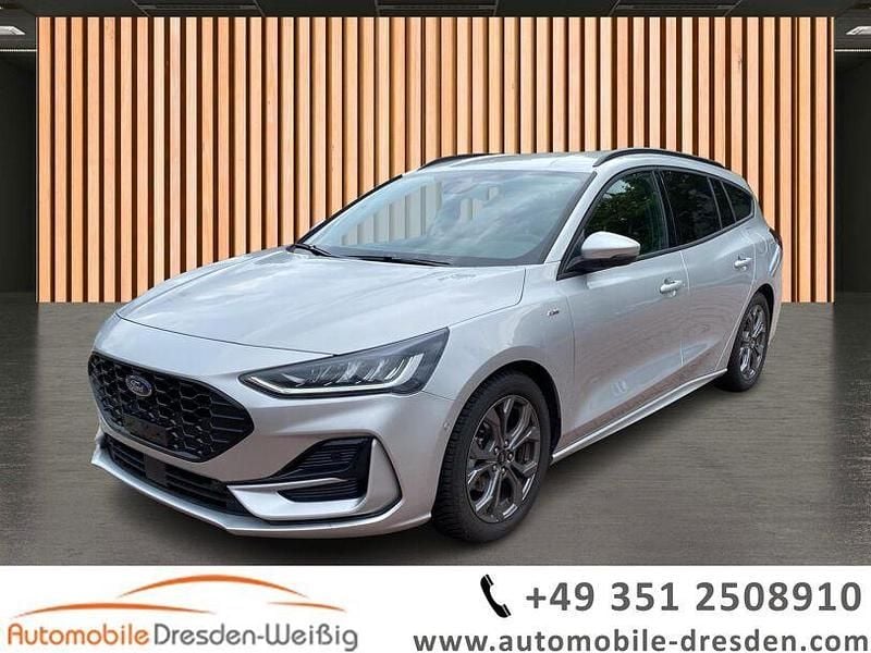 Silber Gebraucht 2024 Ford Focus ST-Line X Kombi | 23.980 € (Guter Preis) - Bild 1/3