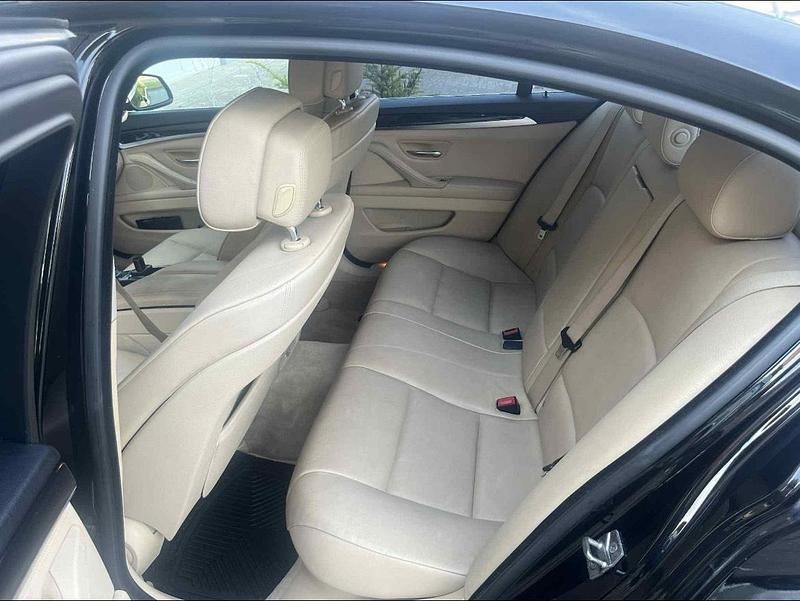 Gebraucht BMW 530 258 PS (189 kW) 2010 Limousine