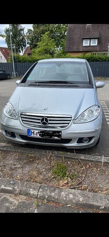 Silber Gebraucht 2006 Mercedes A200 Elegance Van / Kleinbus | 5.500 € (Fairer Preis) - Bild 1/4