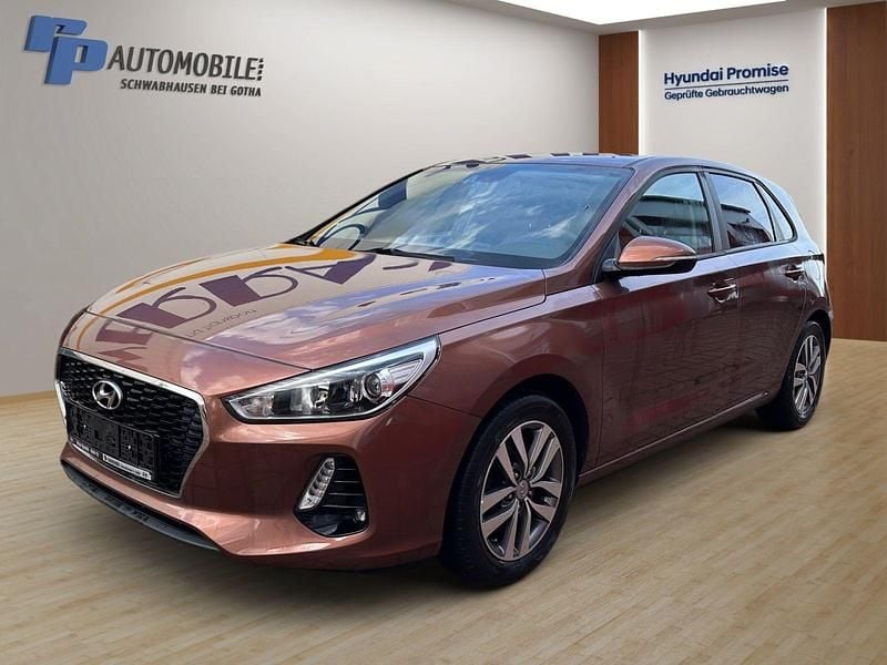 Gebraucht Hyundai i30 Trend 140 PS (102 kW) 2017 Orange Limousine