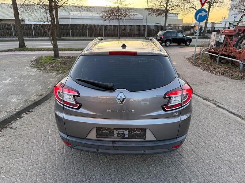 Gebraucht Renault Mégane III Initiale Paris 110 PS (80 kW) 2013 Grau Limousine