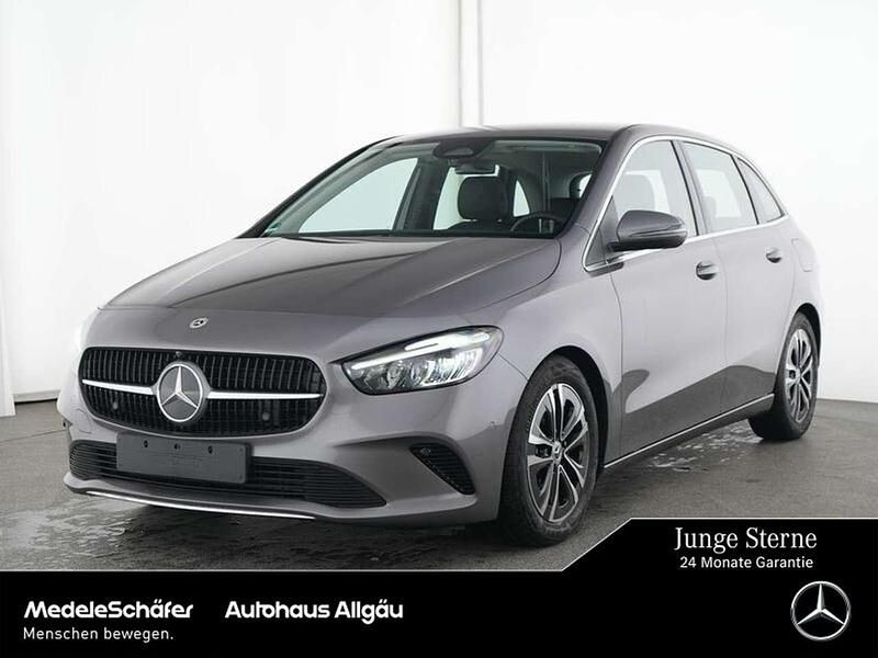 Gebraucht Mercedes B220 Progressive 190 PS (139 kW) 2024 Lack mountaingrau Van / Kleinbus