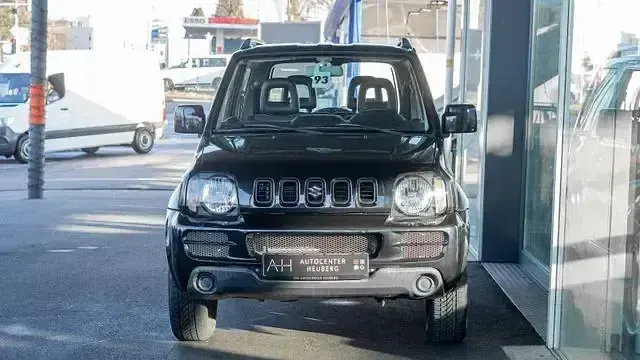 Używany Suzuki Jimny 86 KM (63 kW) 2012 Czarny SUV