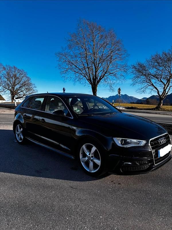 Schwarz Gebraucht 2015 Audi A3 S-Line Kombi | 10.500 € (Fairer Preis) - Bild 1/4