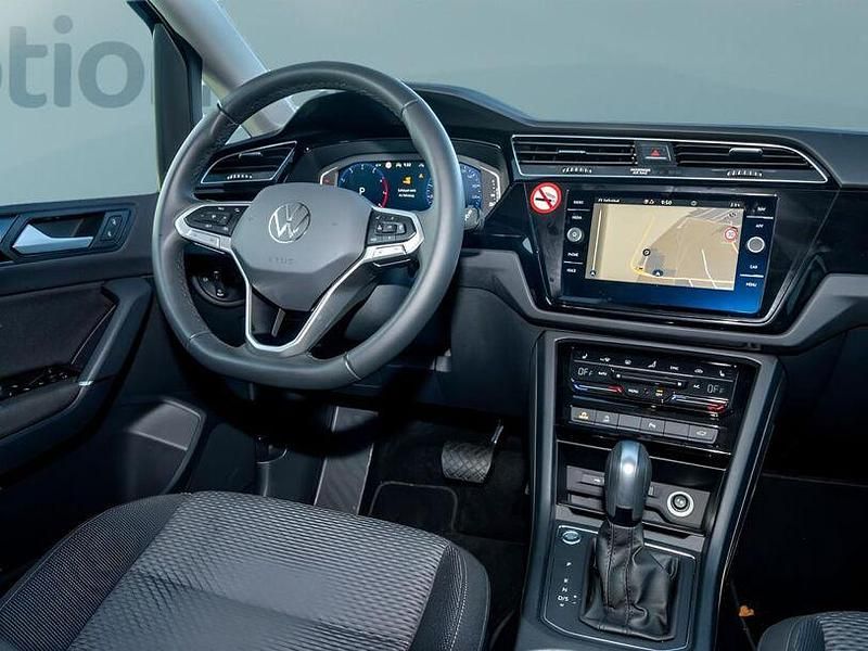Gebraucht VW Touran 150 PS (110 kW) 2025 Schwarz Van / Kleinbus