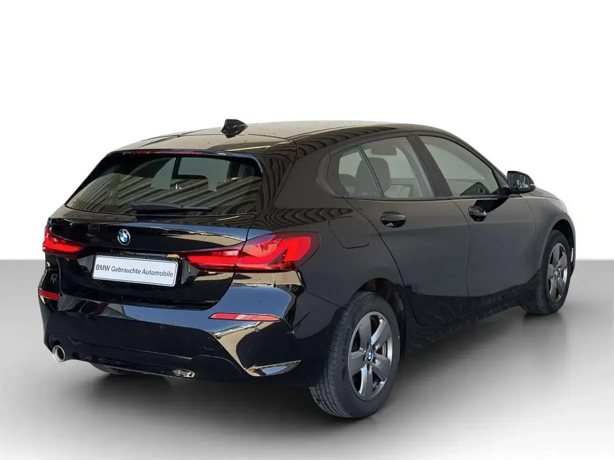 Gebraucht BMW 116 Advantage 109 PS (80 kW) 2023 Schwarz Kleinwagen